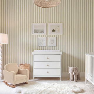 Soother Junior Chair Oat Ted lifestyle image