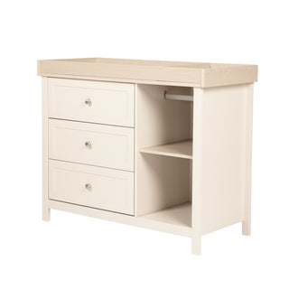 Wanderer Wide Changing Unit Cashmere and Oak lifestyle image